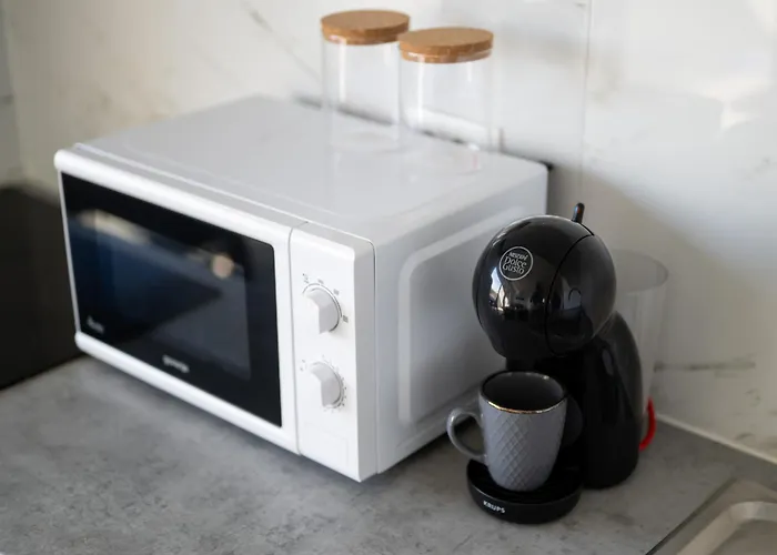 Sunshine Bay Ii * Nin